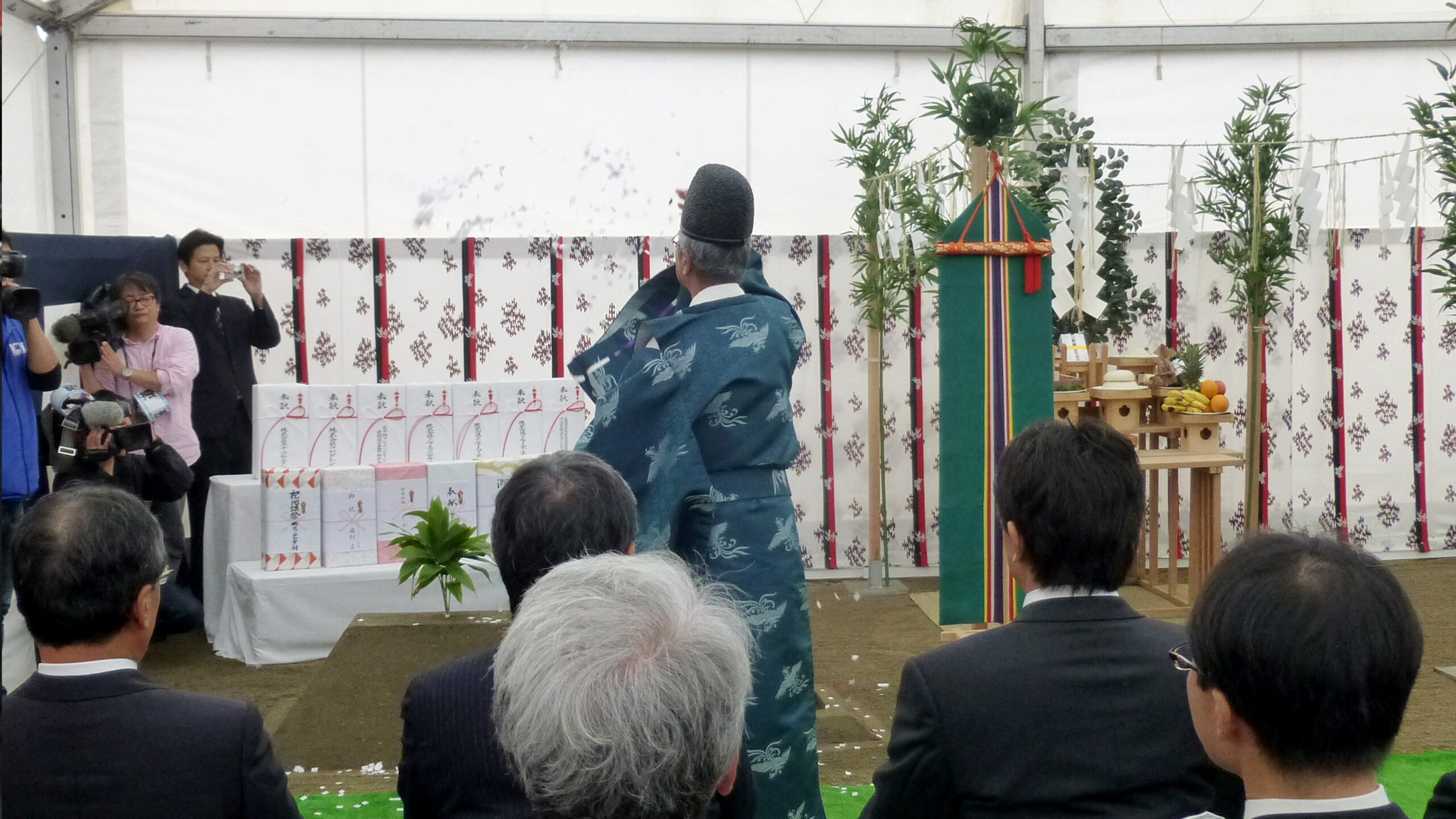函館駅前若松地区第一種市街地再開発事業施設建築物新築工事の安全祈願祭