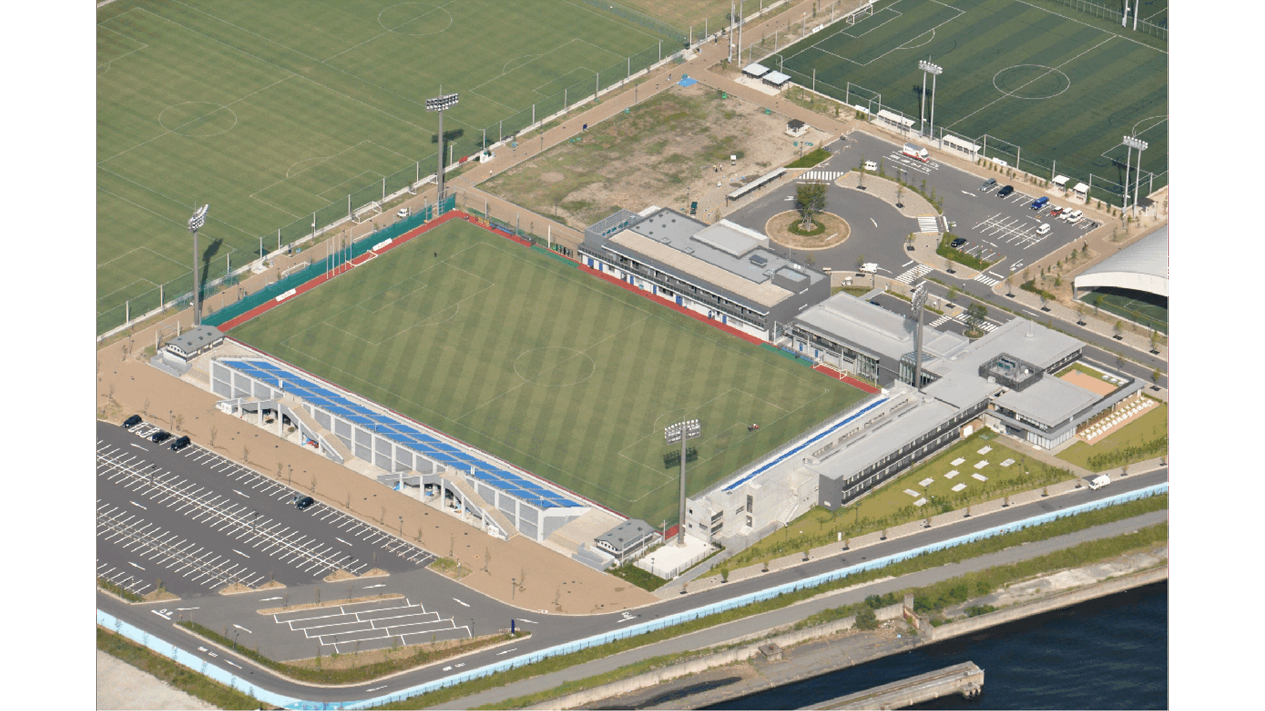 J-GREEN堺合宿所等整備事業【ドリームキャンプ/堺市堺区】