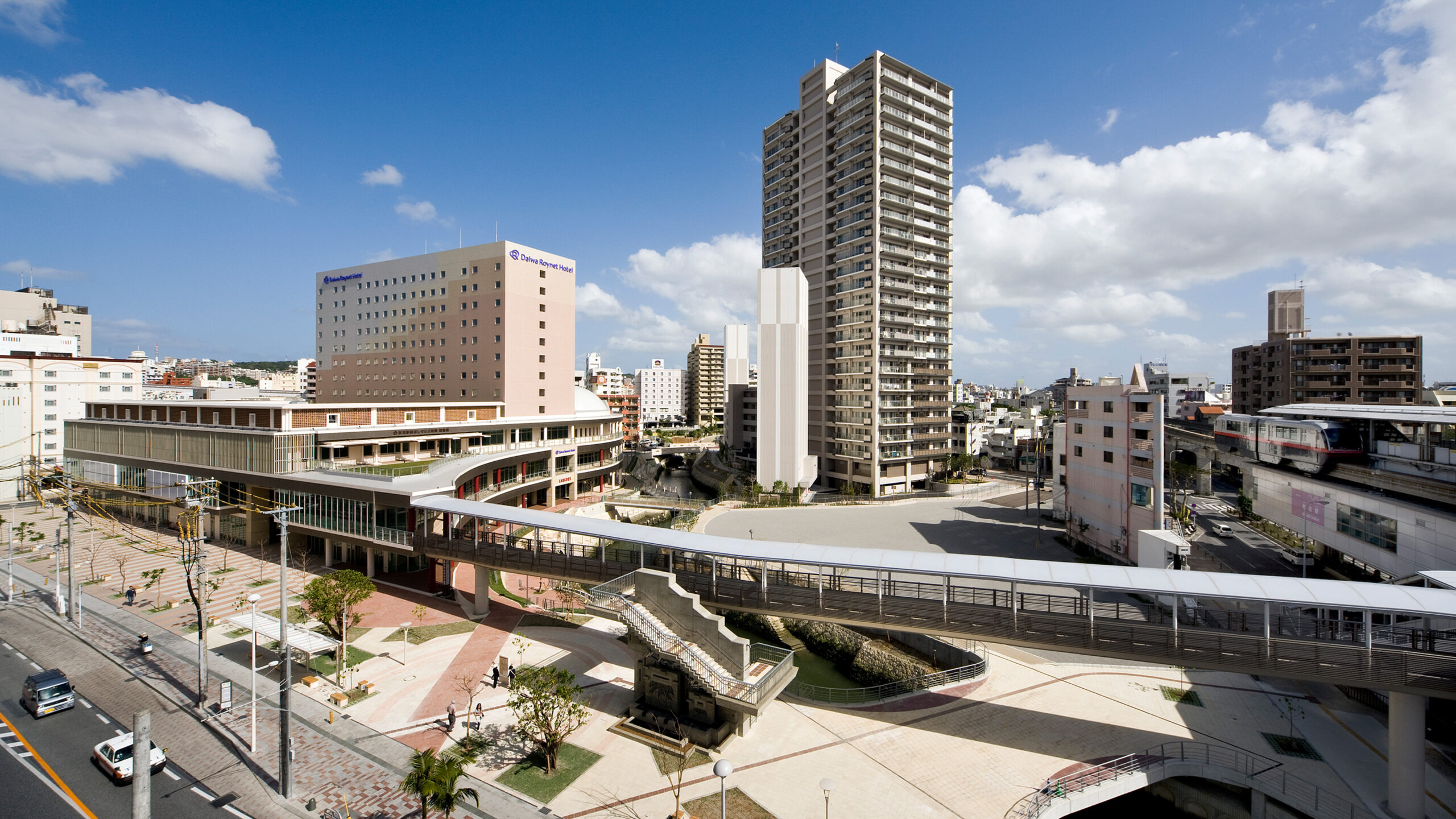 牧志・安里地区第一種市街地再開発事業（さいおんスクエア）第29回まちづくり月間国土交通大臣表彰 受賞