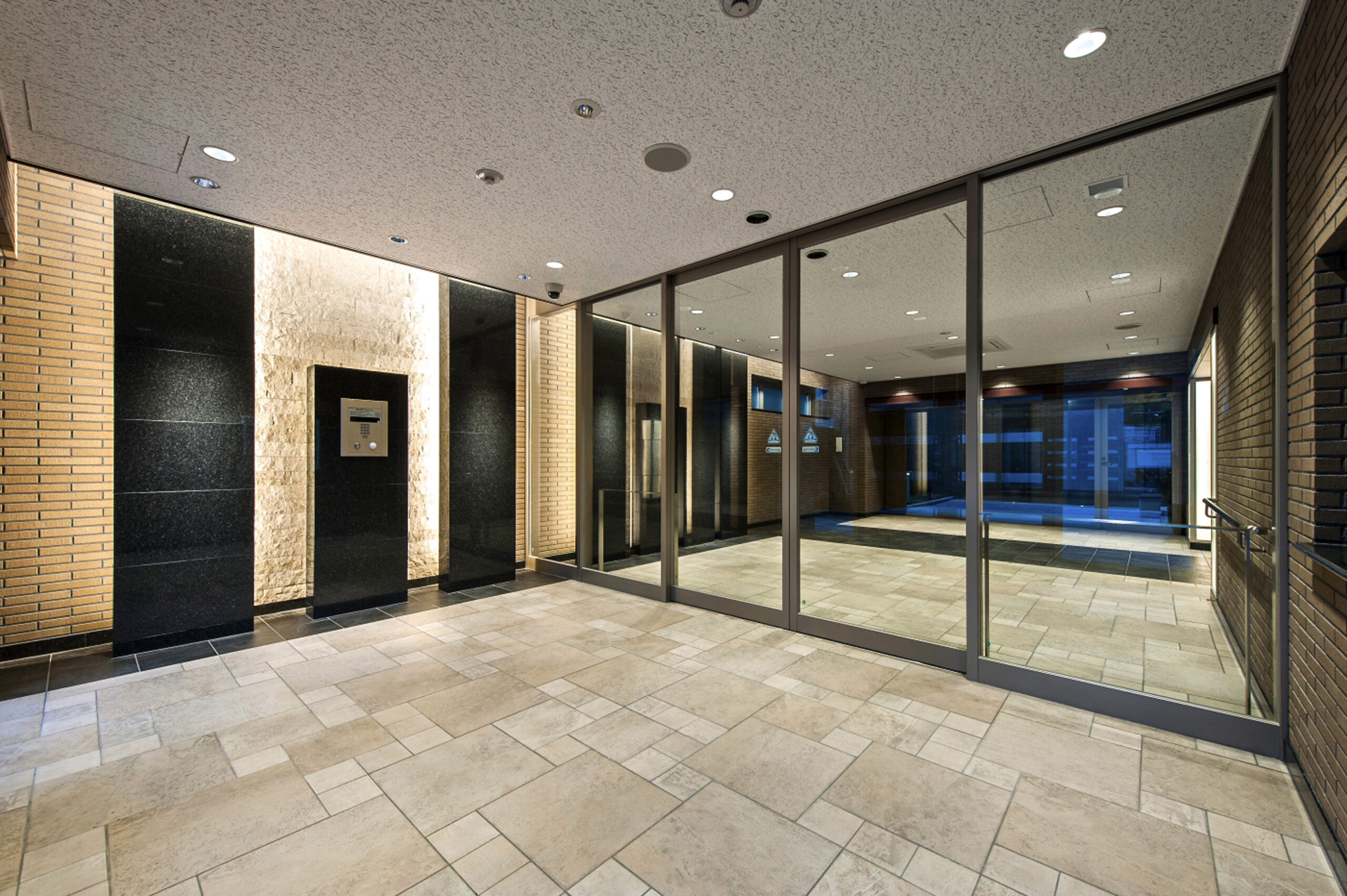 プレミスト西本町