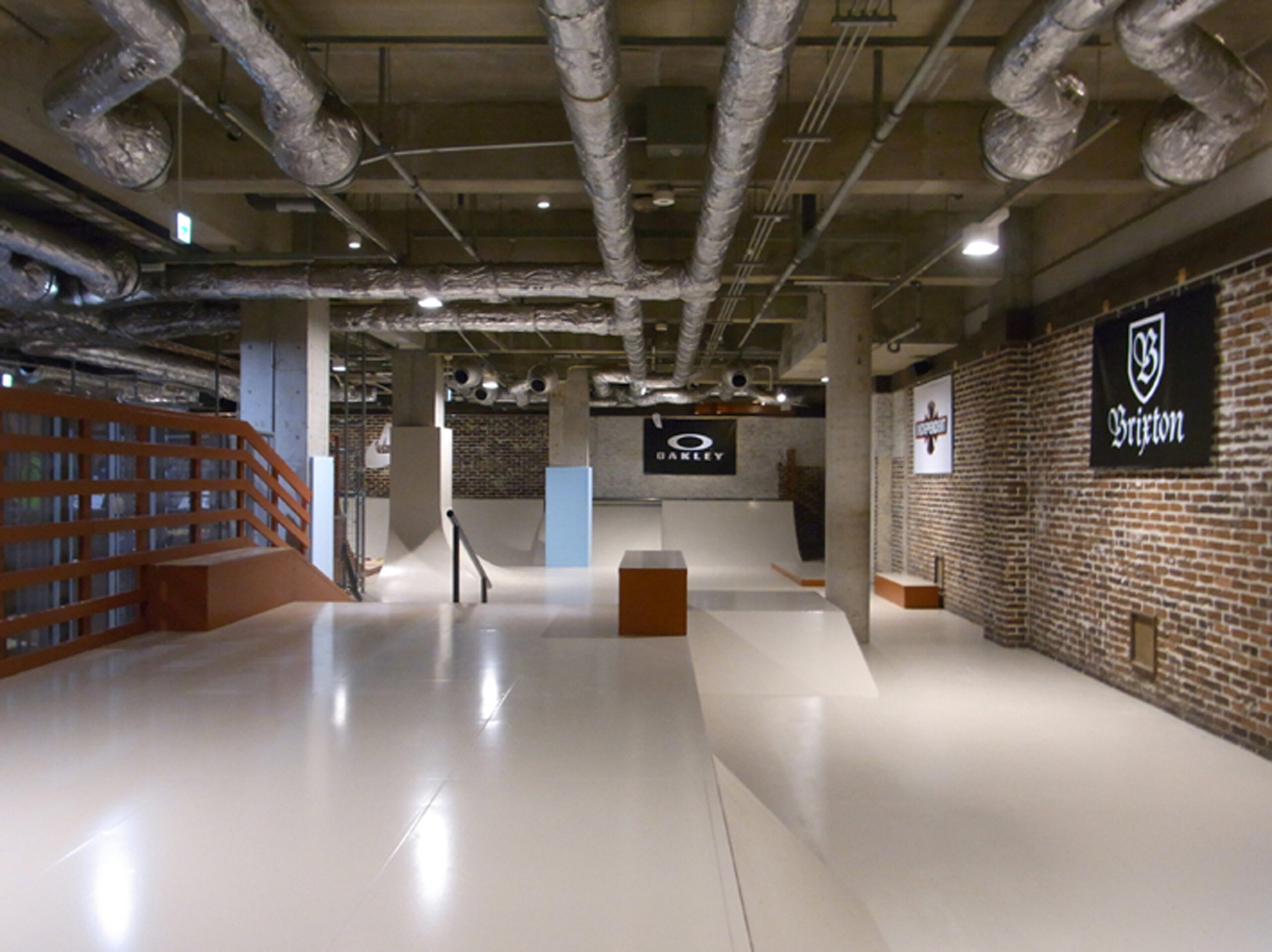 スポーツタカハシ心斎橋ビッグステップウエスト店［内装］