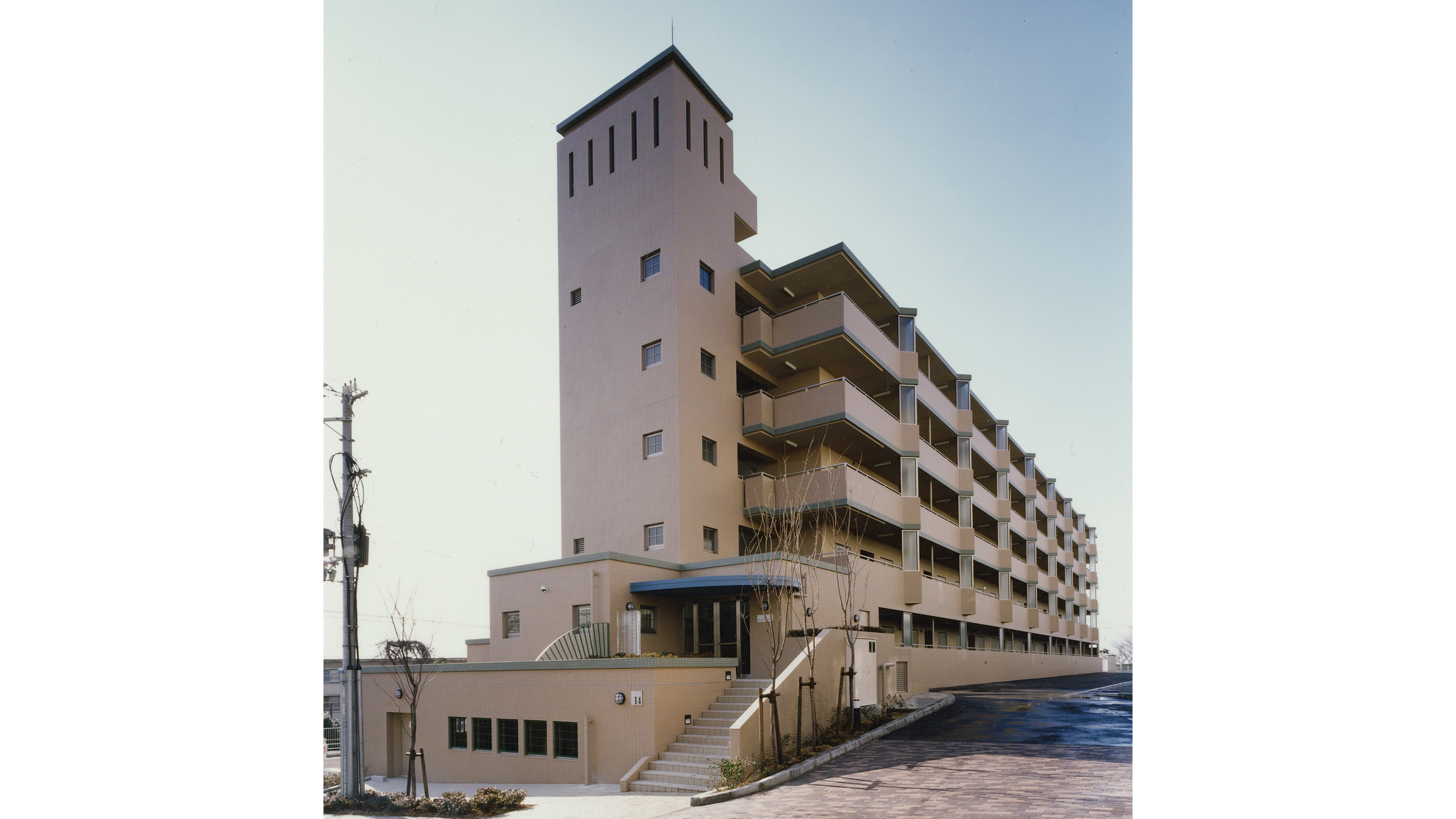 渦森台14号館